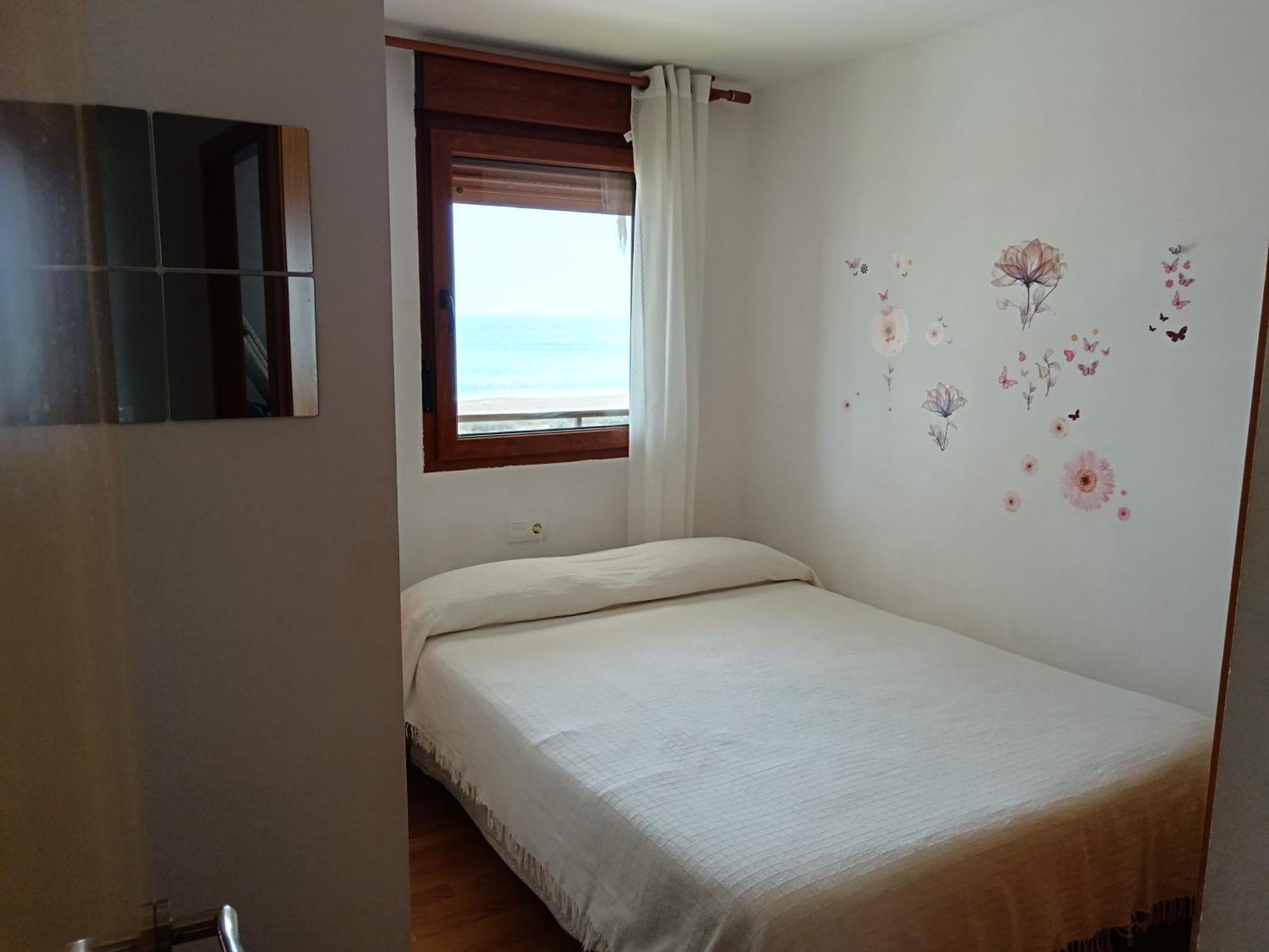 Primera Linea De Playa, Ada Benedicto Xiii, Aire Acondicionado, Wifi, Parking Peniscola Bilik gambar